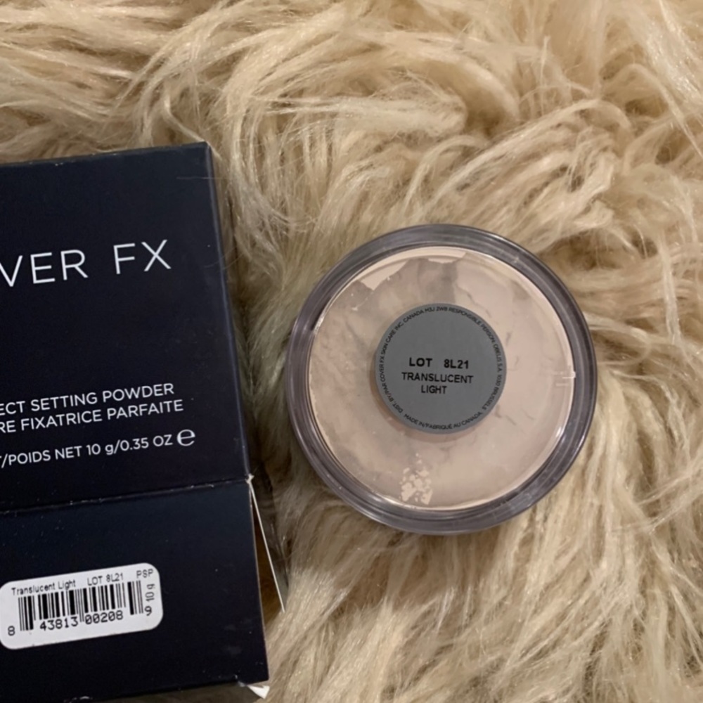Cover FX Perfect Setting Powder - Picture 2 of 5